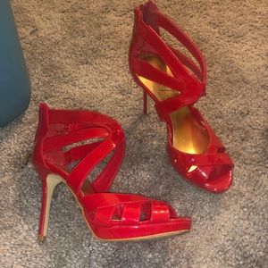 marc fisher red heels 3.5"